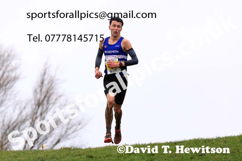 Mens under-17s 2023 North Eastern Cross Country Champs., Temple Park, South Shields. Photo: David T. Hewitson/Sports for All Pics